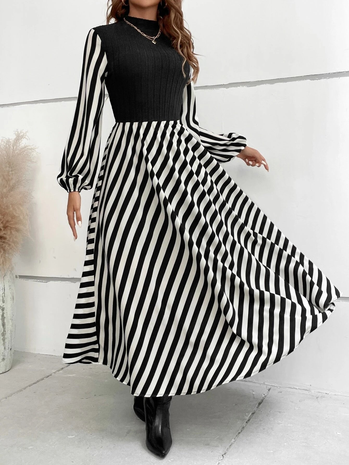 SHEIN Privé Striped Mock Neck Lantern Sleeve Dress without Belt
